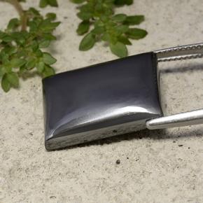 23.59カラットの天然ブラック＆グレーヘマタイト（11×14.3 mm・バゲット）