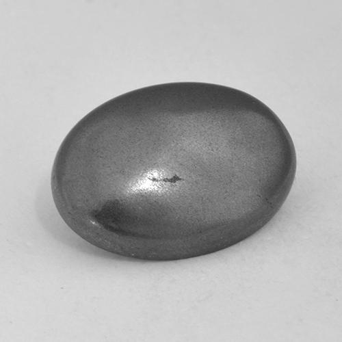 5.54カラットの天然シルバーグレーヘマタイト（12.9×9.4 mm・オーバルカット）
