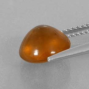 3.80カラットの天然マンダリンオレンジヘソナイトガーネット（9.18 mm・透明）