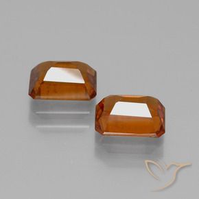 Shop natural 2.43ct ディープオレンジ ヘソナイトガーネット gems, 八角形 / エメラルドカット, from スリランカ at GemSelect. In stock, global shipping!