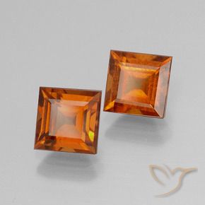 Shop natural 2.58ct ミディアムダークオレンジ ヘソナイトガーネット gems, 四角形, from マダガスカル at GemSelect. In stock, global shipping!