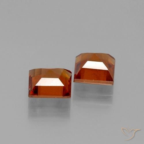Shop natural 2.64ct 赤みがかったオレンジ ヘソナイトガーネット gems, 四角形, from マダガスカル at GemSelect. In stock, global shipping!