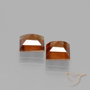 Shop natural 2.43ct ミディアムダークオレンジ ヘソナイトガーネット gems, 四角形, from マダガスカル at GemSelect. In stock, global shipping!