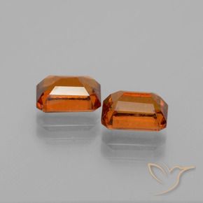 Shop natural 2.57ct ディープオレンジ ヘソナイトガーネット gems, 八角形 / エメラルドカット, from スリランカ at GemSelect. In stock, global shipping!