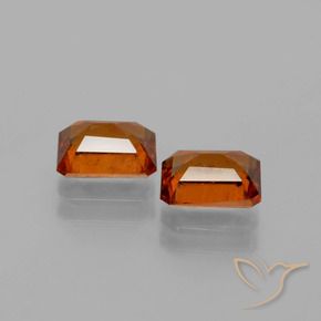 Shop natural 2.22ct アンバーオレンジ ヘソナイトガーネット gems, 八角形 / エメラルドカット, from スリランカ at GemSelect. In stock, global shipping!