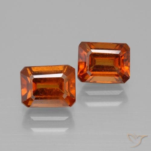 Shop natural 2.92ct ミディアムオレンジ ヘソナイトガーネット gems, 八角形 / エメラルドカット, from マダガスカル at GemSelect. In stock, global shipping!