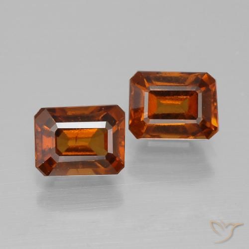 Shop natural 2.61ct ディープオレンジ ヘソナイトガーネット gems, 八角形 / エメラルドカット, from マダガスカル at GemSelect. In stock, global shipping!