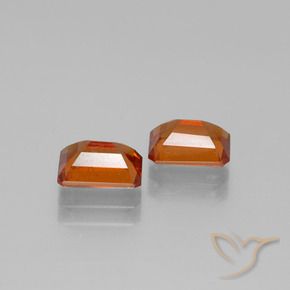 Shop natural 2.36ct ディープオレンジ ヘソナイトガーネット gems, 八角形 / エメラルドカット, from マダガスカル at GemSelect. In stock, global shipping!