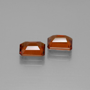 自然派の商品を探す 3.34ct ファイアオレンジ ヘソナイトガーネット 宝石, エメラルドカット, マダガスカル からGemSelectで. 在庫あり、世界各国へ発送!