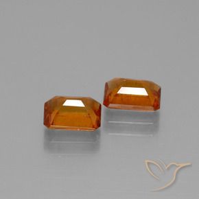 Shop natural 2.20ct ディープオレンジ ヘソナイトガーネット gems, 八角形 / エメラルドカット, from マダガスカル at GemSelect. In stock, global shipping!