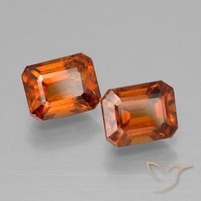Shop natural 3.27ct アンバーオレンジ ヘソナイトガーネット gems, 八角形 / エメラルドカット, from マダガスカル at GemSelect. In stock, global shipping!