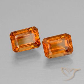 Shop natural 2.63ct 黄色がかったオレンジ ヘソナイトガーネット gems, 八角形 / エメラルドカット, from マダガスカル at GemSelect. In stock, global shipping!