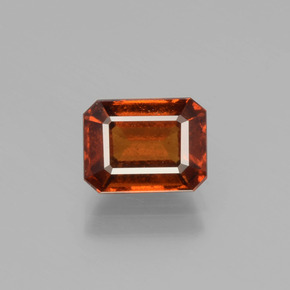 2.22カラットの天然シナモンオレンジヘソナイトガーネット（8×6.1 mm・エメラルドカット）