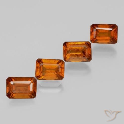 Shop natural 5.56ct ディープオレンジ ヘソナイトガーネット gems, 八角形 / エメラルドカット, from スリランカ at GemSelect. In stock, global shipping!
