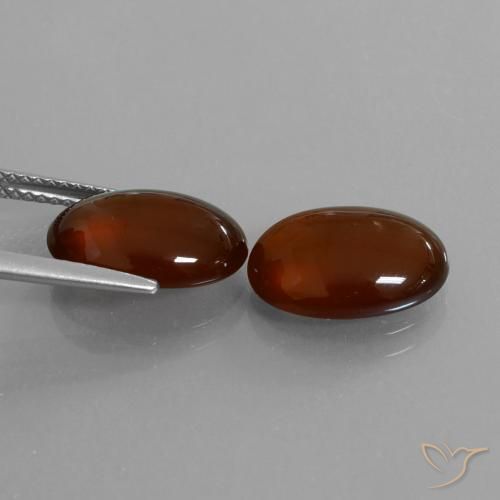 Shop natural 9.31ct ミディアムダークブラウン ヘソナイトガーネット gems, 楕円形, from スリランカ at GemSelect. In stock, global shipping!
