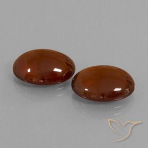 Shop natural 12.00ct ミディアムダークブラウン ヘソナイトガーネット gems, 楕円形, from スリランカ at GemSelect. In stock, global shipping!