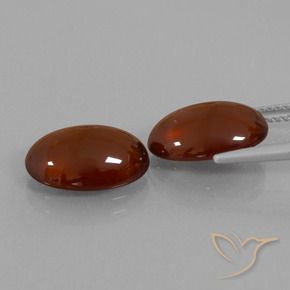 Shop natural 10.68ct ウォームブラウン ヘソナイトガーネット gems, 楕円形, from スリランカ at GemSelect. In stock, global shipping!