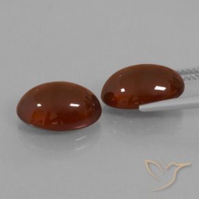 Shop natural 12.22ct ミディアムダークブラウン ヘソナイトガーネット gems, 楕円形, from スリランカ at GemSelect. In stock, global shipping!