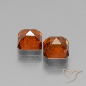 Shop natural 3.17ct 赤みがかったオレンジ ヘソナイトガーネット gems, 八角形 / エメラルドカット, from マダガスカル at GemSelect. In stock, global shipping!