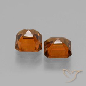 Shop natural 2.36ct ディープオレンジ ヘソナイトガーネット gems, 八角形 / エメラルドカット, from マダガスカル at GemSelect. In stock, global shipping!