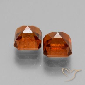 Shop natural 3.35ct アンバーオレンジ ヘソナイトガーネット gems, 八角形 / エメラルドカット, from マダガスカル at GemSelect. In stock, global shipping!
