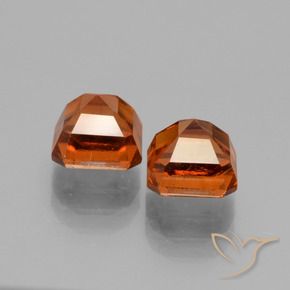 Shop natural 3.56ct アンバーオレンジ ヘソナイトガーネット gems, 八角形 / エメラルドカット, from マダガスカル at GemSelect. In stock, global shipping!