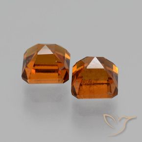 Shop natural 2.42ct ダークオレンジ ヘソナイトガーネット gems, 八角形 / エメラルドカット, from マダガスカル at GemSelect. In stock, global shipping!