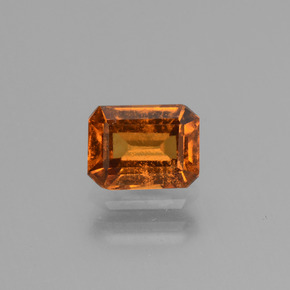1.29カラットの天然シナモンオレンジヘソナイトガーネット（7×5.3 mm・エメラルドカット）