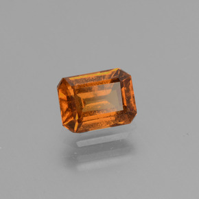 1.29カラットの天然シナモンオレンジヘソナイトガーネット（7×5.3 mm・エメラルドカット）