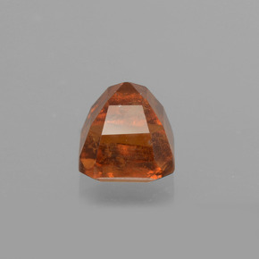 1.22カラットの天然シナモンオレンジヘソナイトガーネット（5.1×5 mm・エメラルドカット）