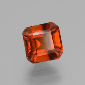 1.70カラットの天然シナモンオレンジヘソナイトガーネット（6×6 mm・エメラルドカット）