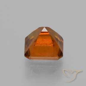1.57カラットの天然ディープオレンジヘソナイトガーネット、八角形 / エメラルドカット、VS