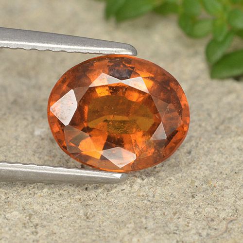 2.01ct 天然 ミディアムダークオレンジ ヘソナイトガーネット, 楕円形, VS-SI