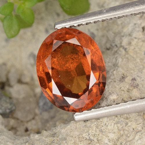 2.01ct 天然 赤みがかったオレンジ ヘソナイトガーネット, 楕円形, VS-SI