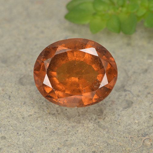 2.29ct 天然 ディープオレンジ ヘソナイトガーネット, 楕円形, VS-SI