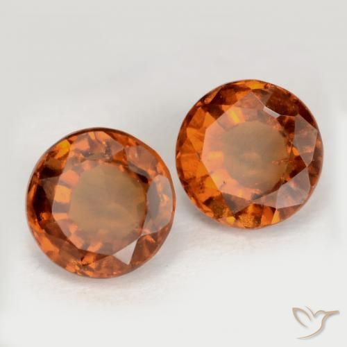 Shop natural 2.53ct アンバーオレンジ ヘソナイトガーネット gems, ラウンド, from スリランカ at GemSelect. In stock, global shipping!