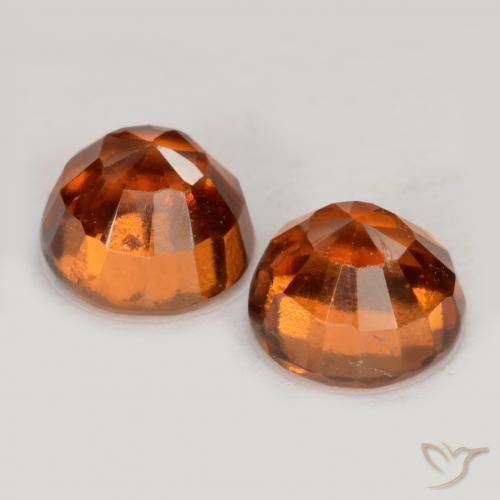 Shop natural 2.53ct アンバーオレンジ ヘソナイトガーネット gems, ラウンド, from スリランカ at GemSelect. In stock, global shipping!
