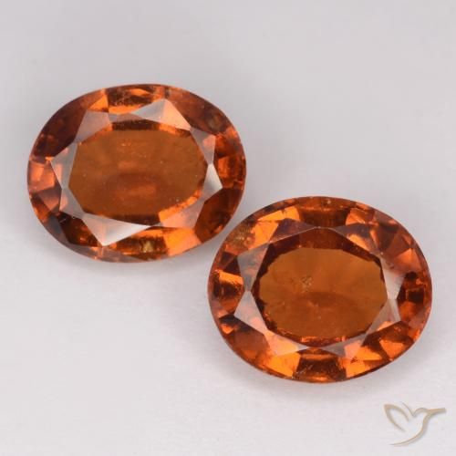 Shop natural 3.35ct 赤みがかったオレンジ ヘソナイトガーネット gems, 楕円形, from マダガスカル at GemSelect. In stock, global shipping!