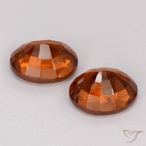 Shop natural 3.24ct ダークオレンジ ヘソナイトガーネット gems, 楕円形, from マダガスカル at GemSelect. In stock, global shipping!
