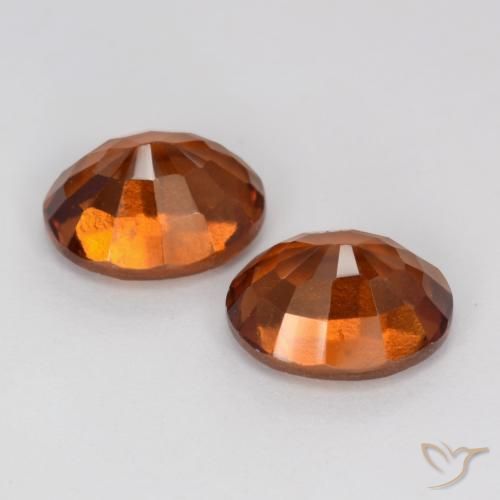 Shop natural 3.82ct アンバーオレンジ ヘソナイトガーネット gems, 楕円形, from マダガスカル at GemSelect. In stock, global shipping!