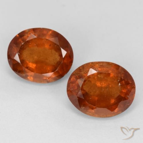 Shop natural 3.67ct ディープオレンジ ヘソナイトガーネット gems, 楕円形, from マダガスカル at GemSelect. In stock, global shipping!