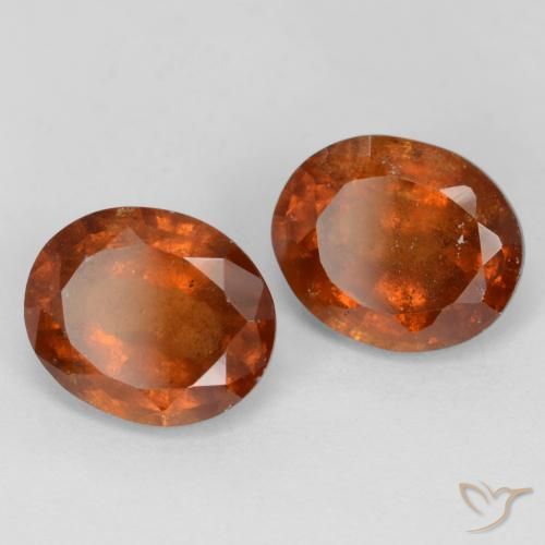 Shop natural 3.67ct ディープオレンジ ヘソナイトガーネット gems, 楕円形, from マダガスカル at GemSelect. In stock, global shipping!