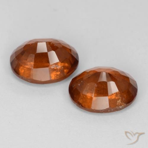 Shop natural 3.67ct ディープオレンジ ヘソナイトガーネット gems, 楕円形, from マダガスカル at GemSelect. In stock, global shipping!
