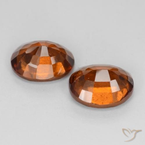Shop natural 3.85ct ディープオレンジ ヘソナイトガーネット gems, 楕円形, from マダガスカル at GemSelect. In stock, global shipping!