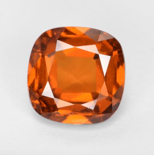 1.98カラットの天然赤みがかったオレンジヘソナイトガーネット（7.3×7.3 mm・クッションカット）