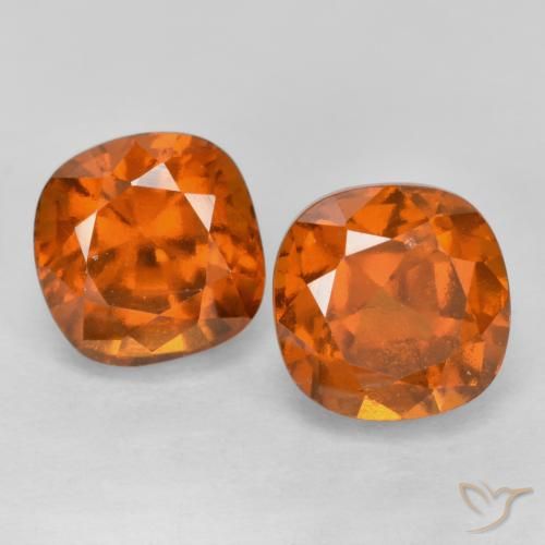 Shop natural 3.34ct ディープオレンジ ヘソナイトガーネット gems, クッション, from スリランカ at GemSelect. In stock, global shipping!