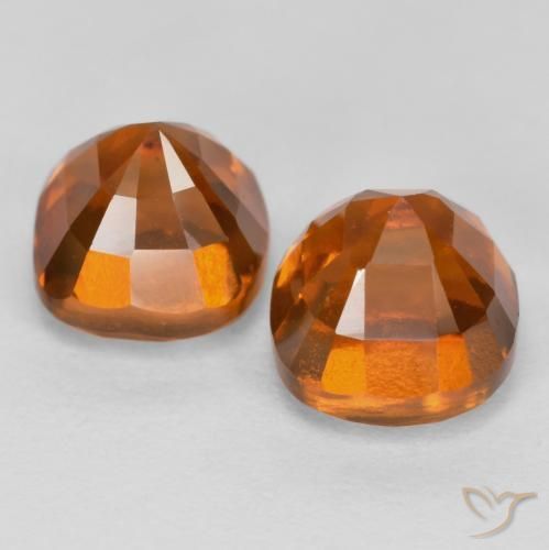 Shop natural 3.34ct ディープオレンジ ヘソナイトガーネット gems, クッション, from スリランカ at GemSelect. In stock, global shipping!