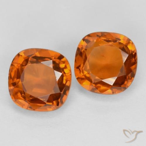 Shop natural 2.84ct ディープオレンジ ヘソナイトガーネット gems, クッション, from スリランカ at GemSelect. In stock, global shipping!
