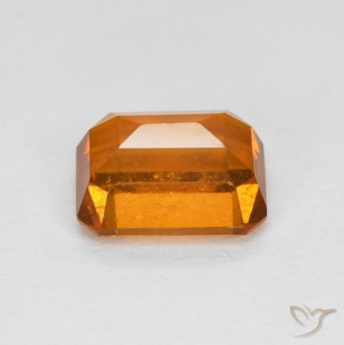 1.49カラットの天然黄色がかったオレンジヘソナイトガーネット、八角形 / エメラルドカット、VS