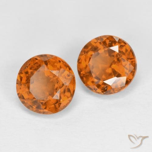 Shop natural 1.79ct 黄色がかったオレンジ ヘソナイトガーネット gems, ラウンド, from スリランカ at GemSelect. In stock, global shipping!